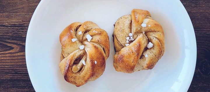 My Favorite Cardamom&nbsp;Knots